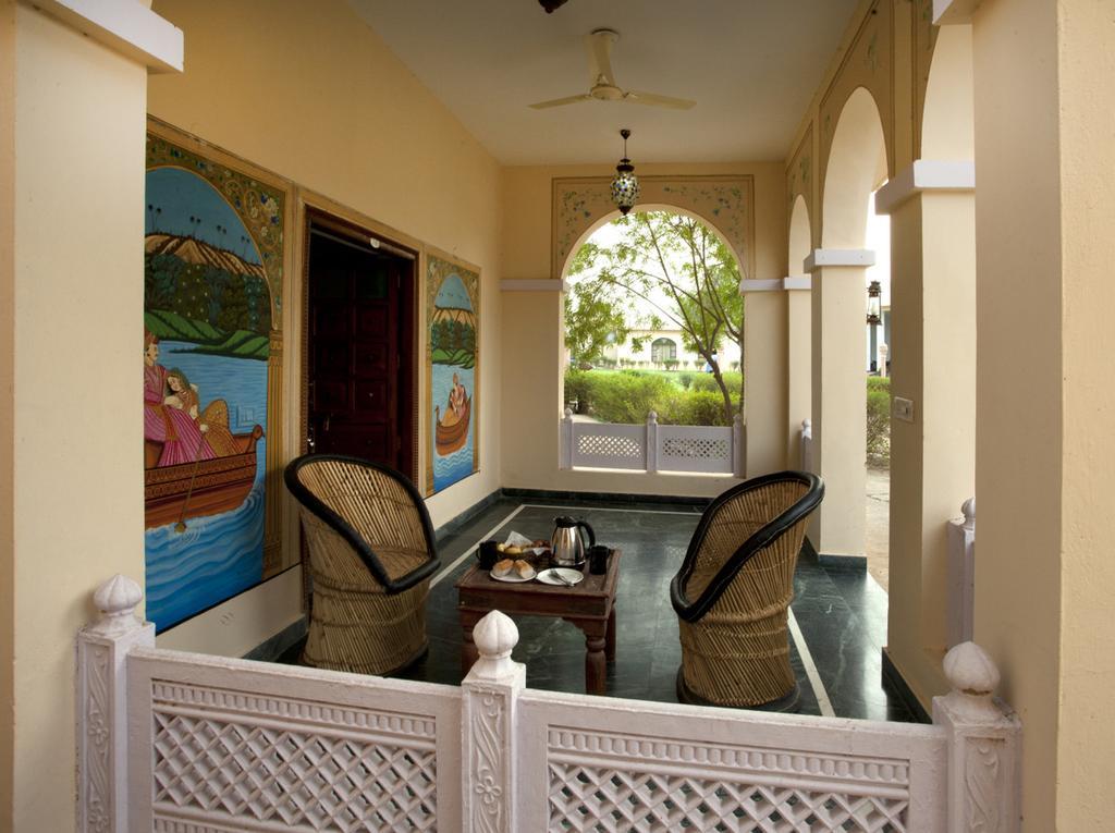 Sara Vilas Hotel Nawalgarh ภายนอก รูปภาพ