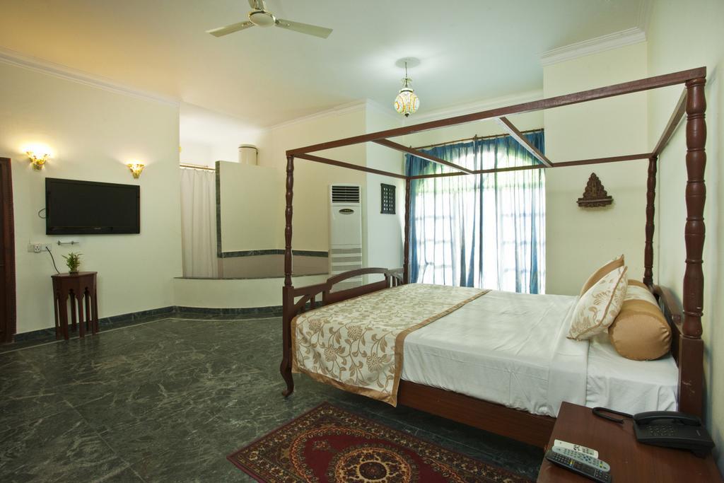 Sara Vilas Hotel Nawalgarh ภายนอก รูปภาพ