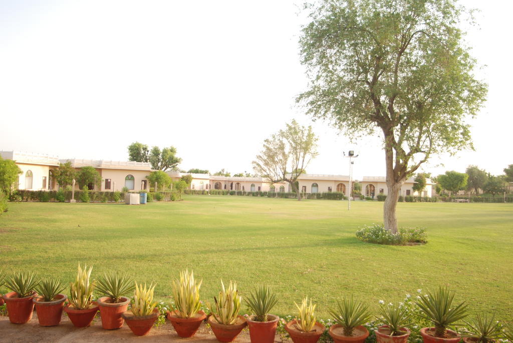 Sara Vilas Hotel Nawalgarh ภายนอก รูปภาพ