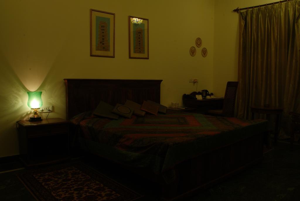 Sara Vilas Hotel Nawalgarh ภายนอก รูปภาพ