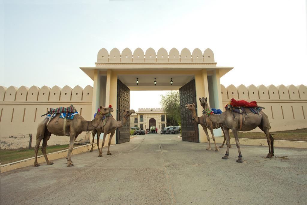 Sara Vilas Hotel Nawalgarh ภายนอก รูปภาพ