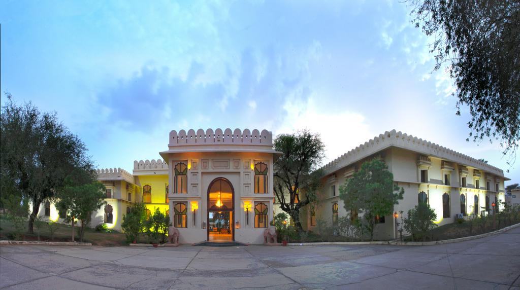 Sara Vilas Hotel Nawalgarh ภายนอก รูปภาพ