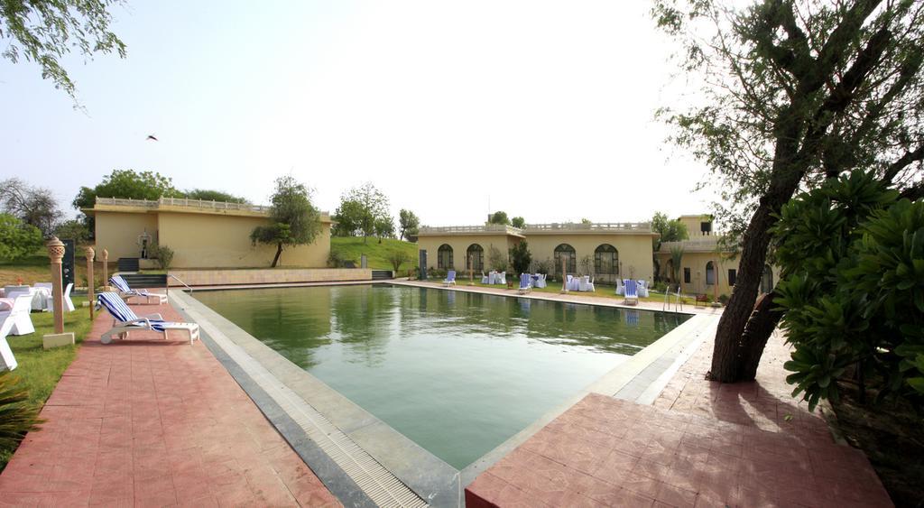 Sara Vilas Hotel Nawalgarh ภายนอก รูปภาพ
